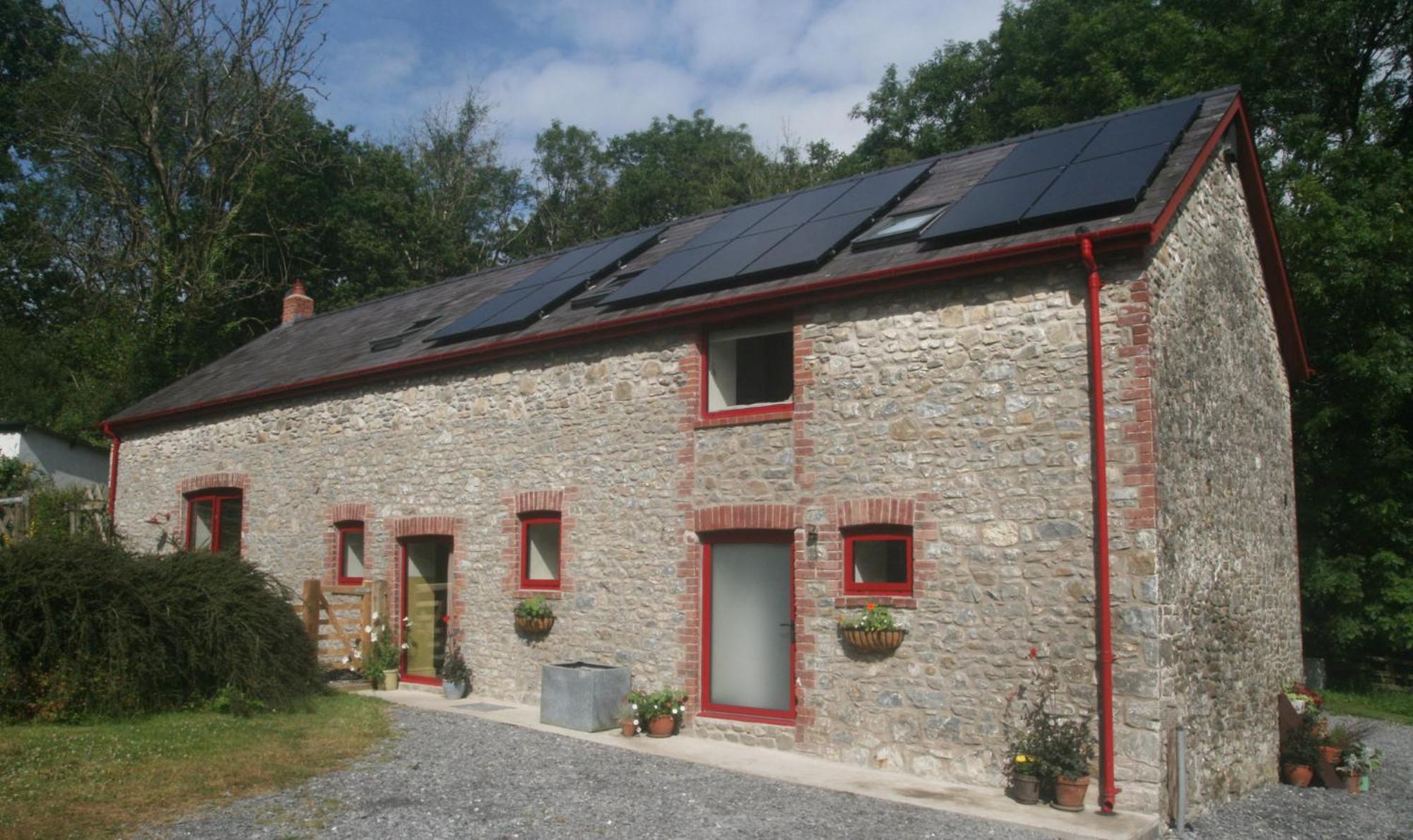 Creatively Converted Barn In Accessible Rural Spot Llanwrda Exterior photo